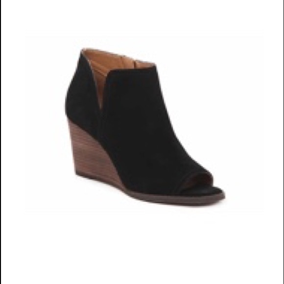 Shoes | Lucky Jareen Bootie | Poshmark